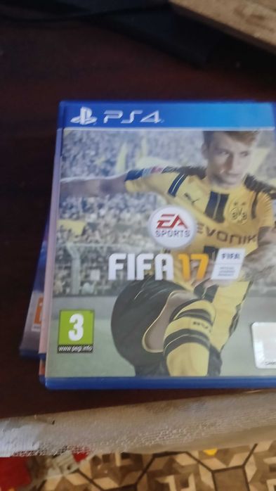 Ps4 във перфектно състояние