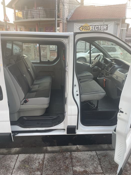 Opel Vivaro 5+1 2013 2.0CDTI euro 5 model lung