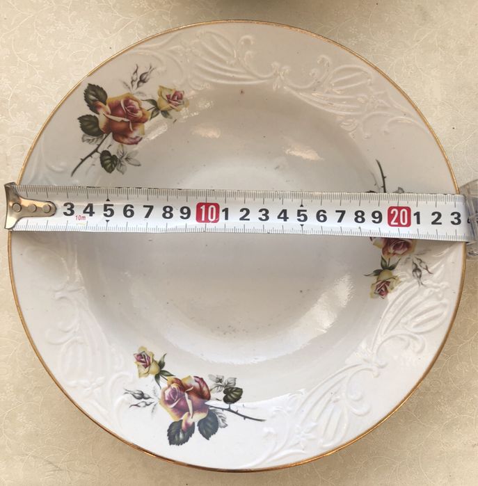 Тарелки столовые глубокие