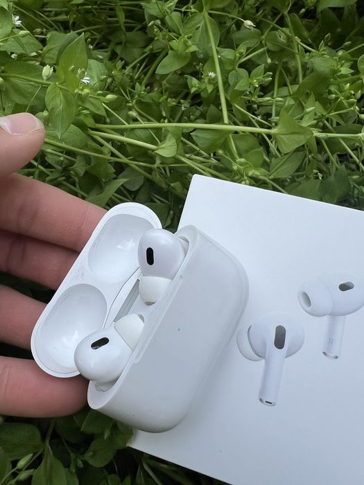 Airpods pro 2  Original naushnik sotiladi srochna