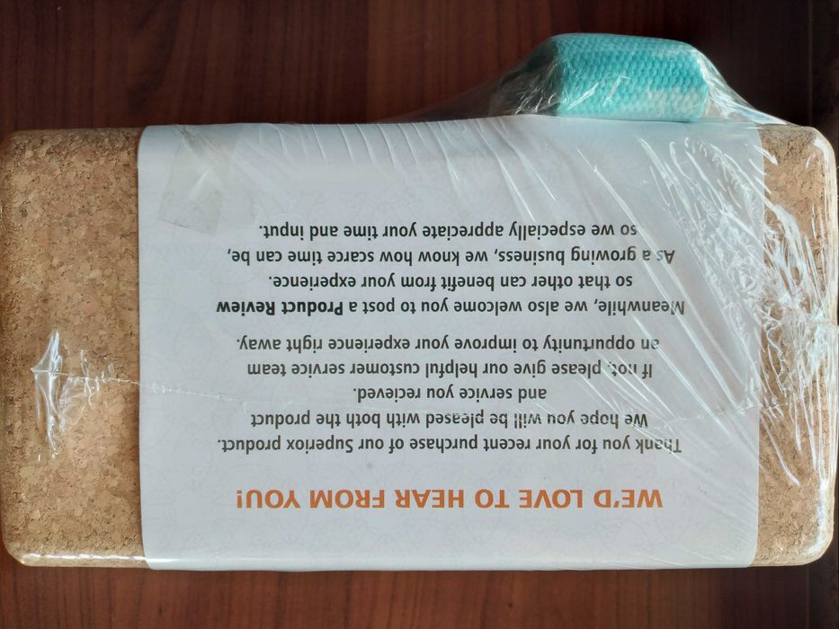 Йога блок от корк два броя с ремък