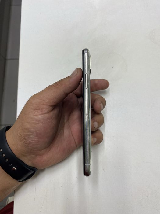 Iphone X (64GB) в идеальном состояний