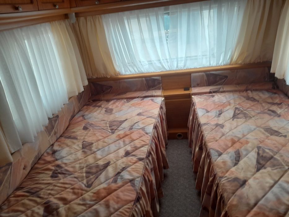 продавам Каравана