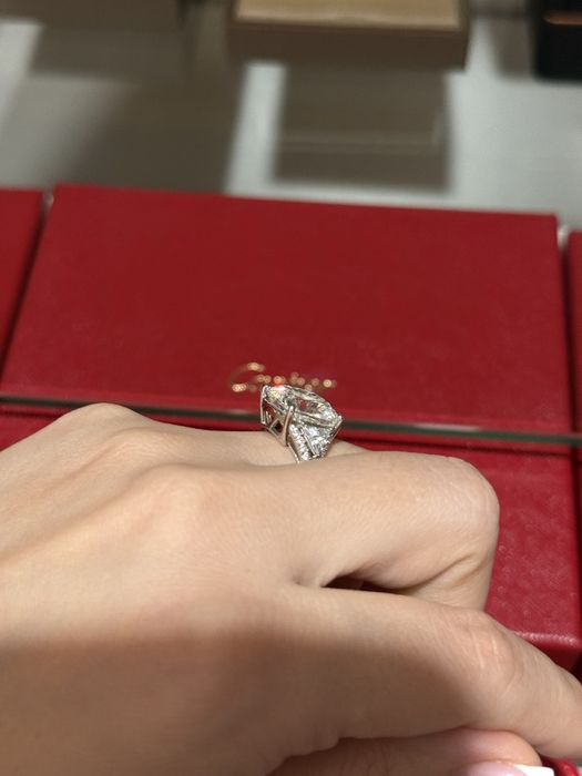 Очень красивое кольцо серебро