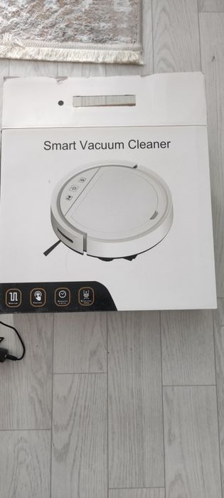 Продам робот пылесос