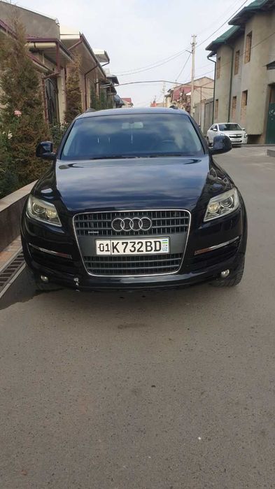 Audi Q7 4.2 • 2006 год •