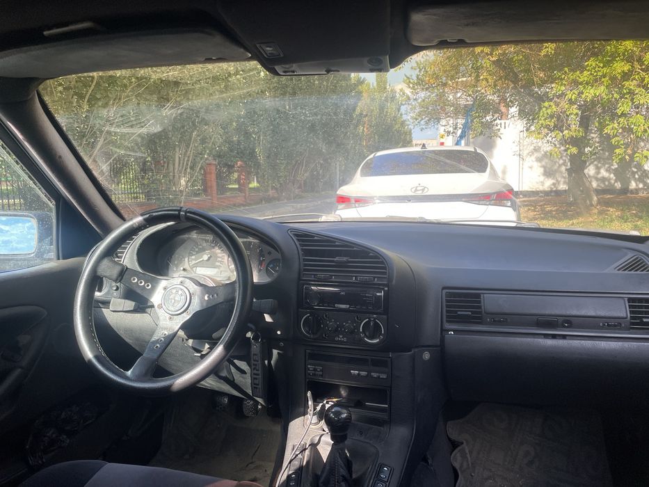 BMW e36 2.8 строкер