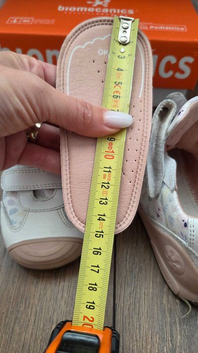 Pantofi piele Biomecanics 24