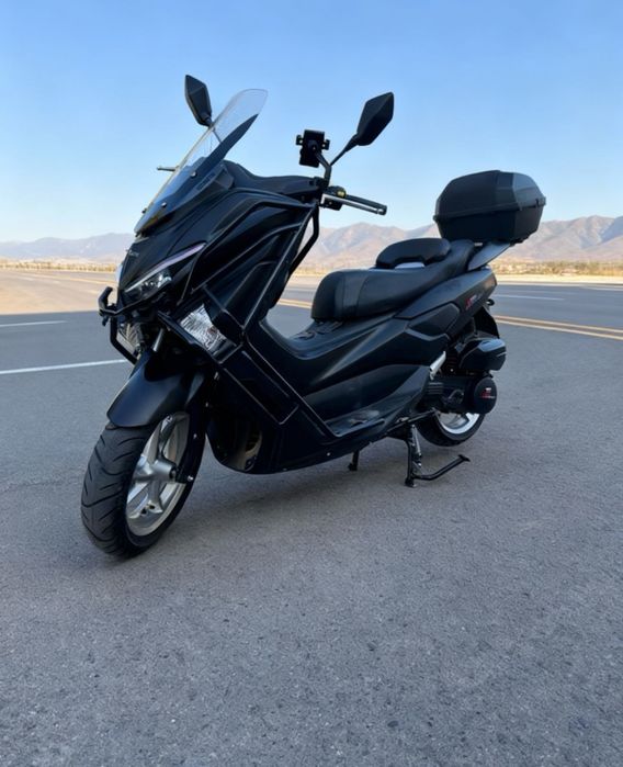 Скутер Мотоцикл Мопед Максискутер