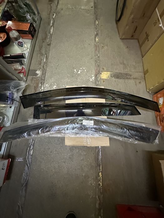 Ветровик Lexus Rx-330, Rx-350