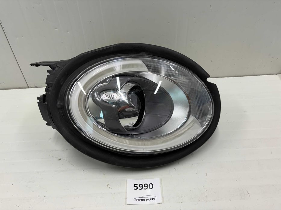 Ляв фар ЛЕД Мини Купър Ф54 Ф55 Ф56 Ф57 с бял мигач