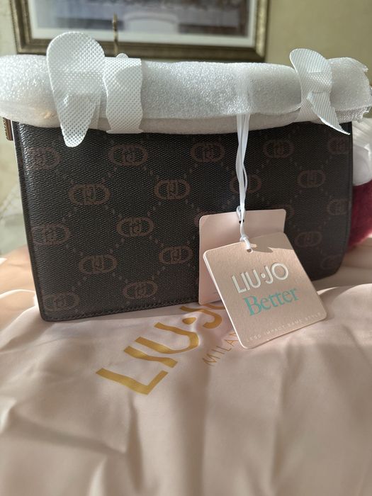 Liu jo чанта с плюшен аксесоар