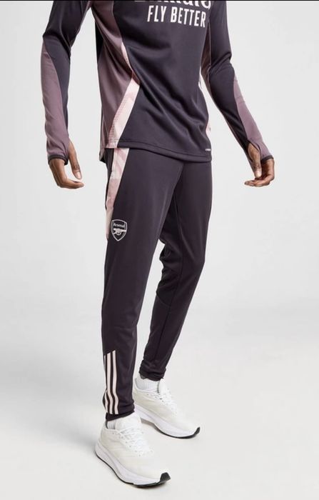 Оригинален Arsenal x Adidas тренировъчен комплект – Размер S – НОВ