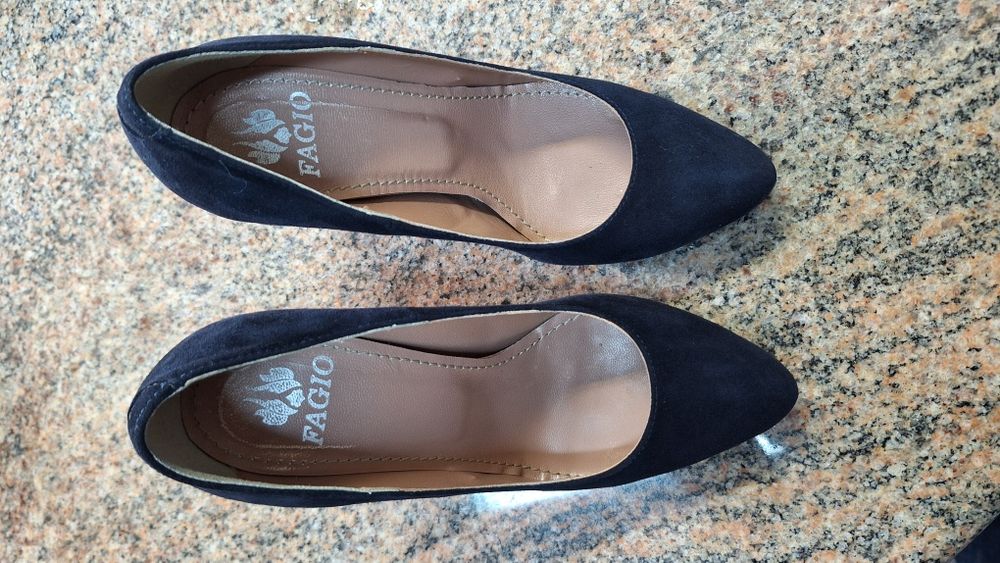 Pantofi din piele întoarsă (35)