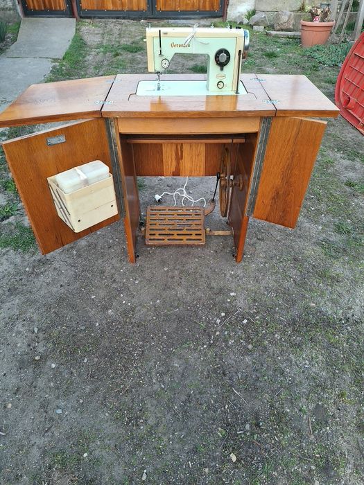 Masina de cusut Veronica