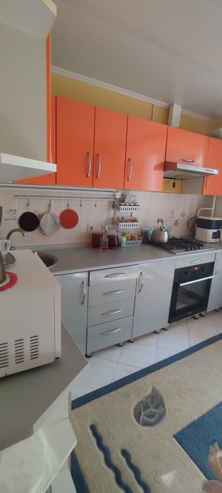 Продам трёхкомнатную квартиру