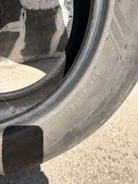 Продавам гуми Good Year Eagle 235/60 R18