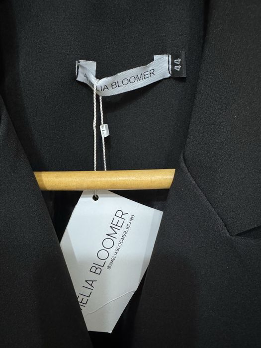 Костюм брючный деловой