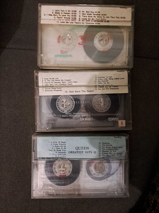 Аудио касети с музика и др.