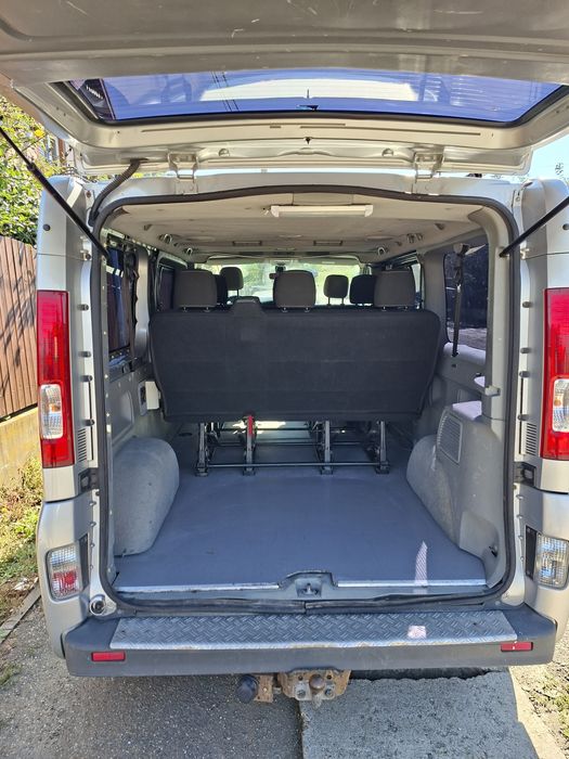 RENAULT Trafic 2011 — imagine 3