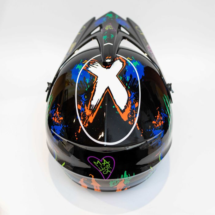 Каска подходяща за мотокрос , планински велосипед , ел. тротинетка