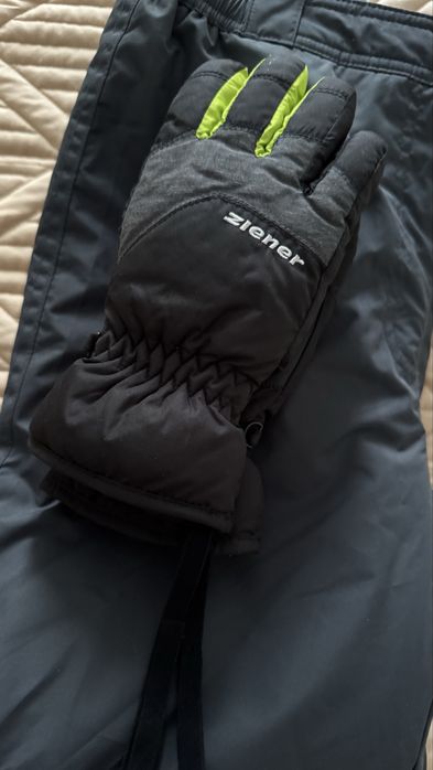 Комбинезон горнолыжный