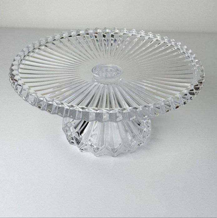 Chinni. Idishlar xrustal. Pechonnitsa. Rogashka. Catering