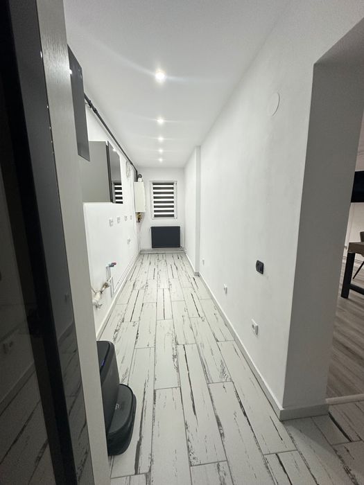 Se vinde garsonieră modernă, complet renovată de la 0, situată într-o zonă foarte liniștită din Blaj – Câmpia Libertății (G3, etaj 1)