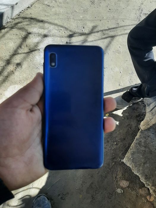Samsung A10 sotiladi