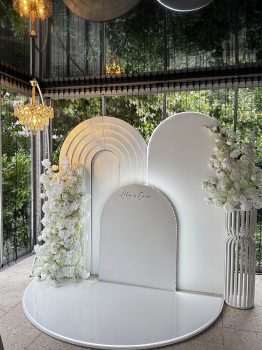 Organizare evenimente/Oglinda magica/aranjamente florale/fum greu