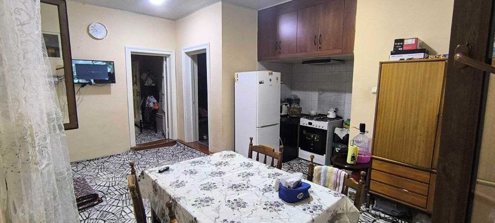Продается дом (участок) в городе Чирчик Аккавак!