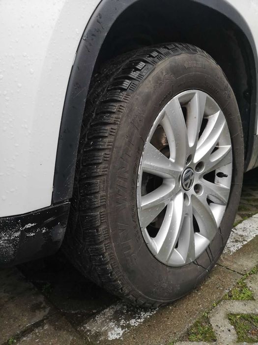 Продавам Volkswagen Tiguan