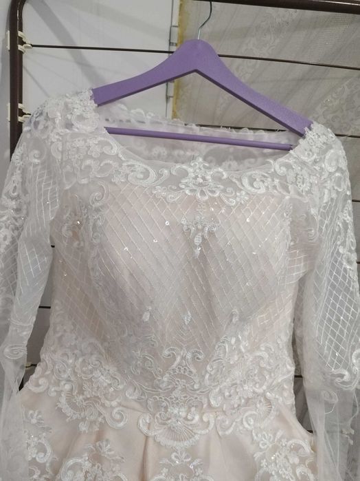 Свадебные платья