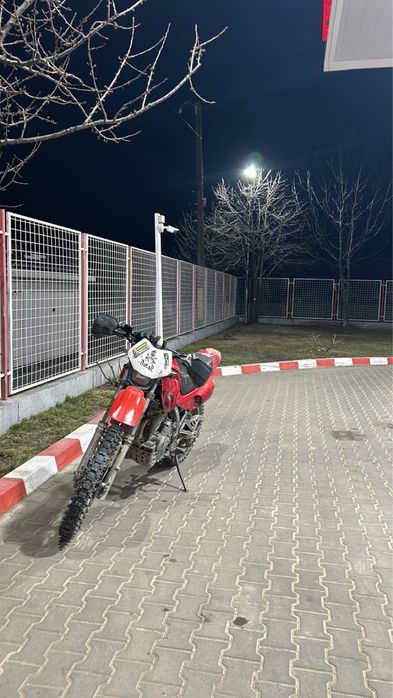 Vand  2 honda dominator 650cc