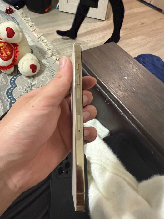 Продам 12 pro max