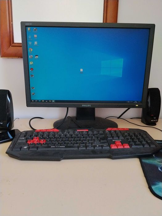 Настолен компютър Lenovo