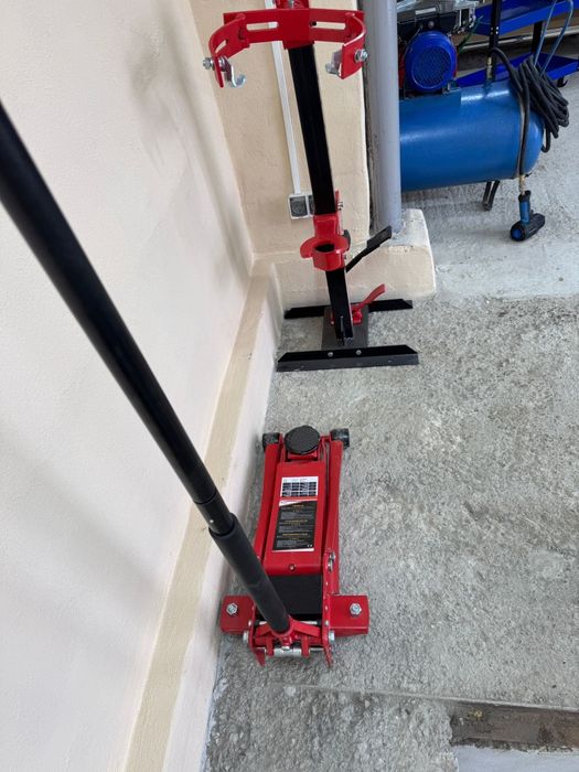 Închiriere/colaborare atelier auto!