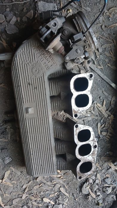 Продам на ауди фальцвагент  2.3 недорого