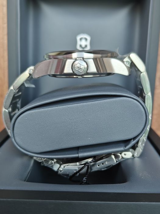 Ceas Victorinox I.N.O.X 241739 cool military top