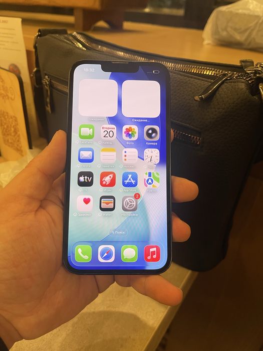 Продается Айфон 13/256Gb