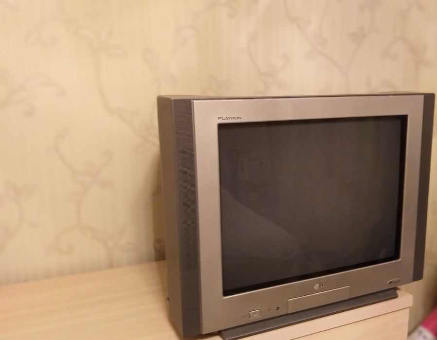 Телевизор б/у LG