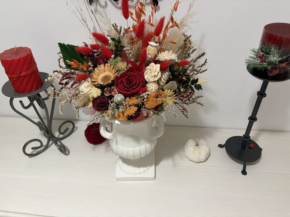 Vand aranjament floral