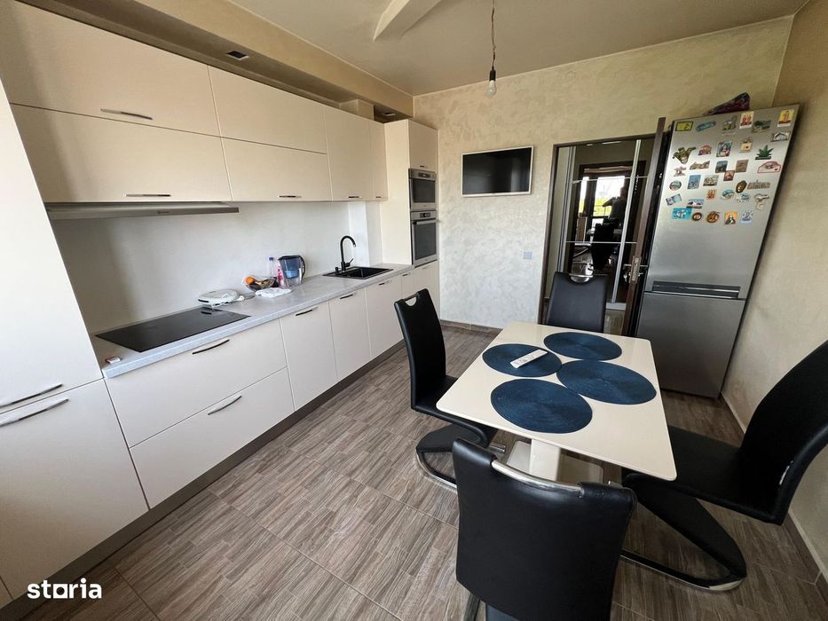 De vânzare Apartament modern 2 camere str.Caraiman nr. 14, zona Viziru — fotografia 3