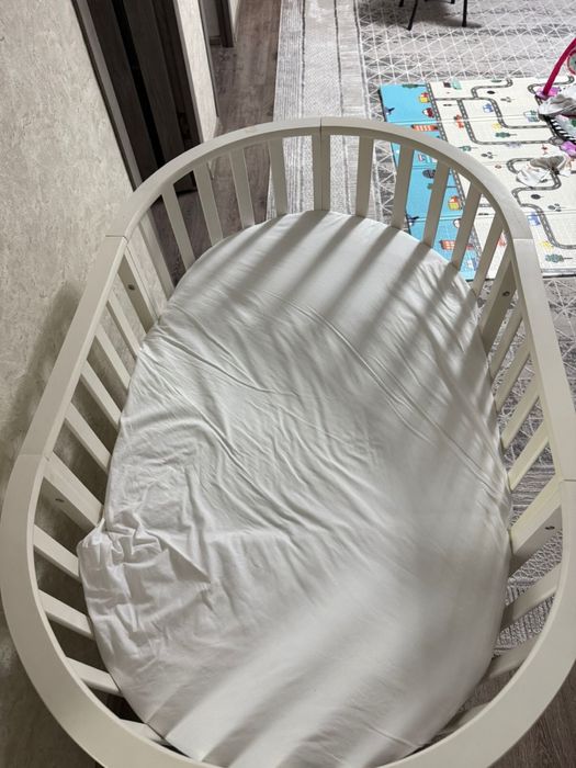 Продам манеж с бортиками