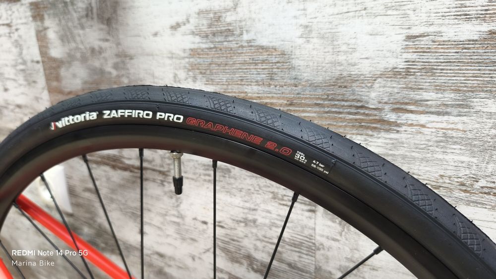 Карбонов шосеен велосипед BMC Teammachine SLR Disc 105 Di2 Mavic | 47