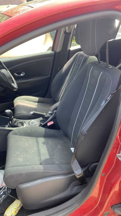 Dezmembrez Renault Megane 3 1.5 DCi an 2014