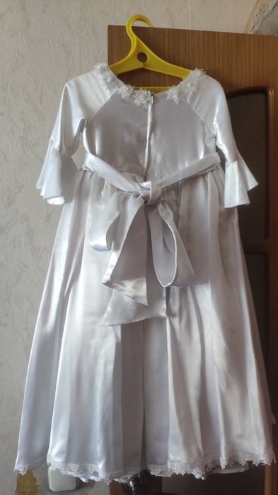 Праздничные платья на девочку