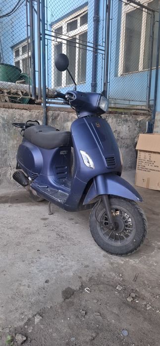 Inchiriez scutere cu sau fara permis