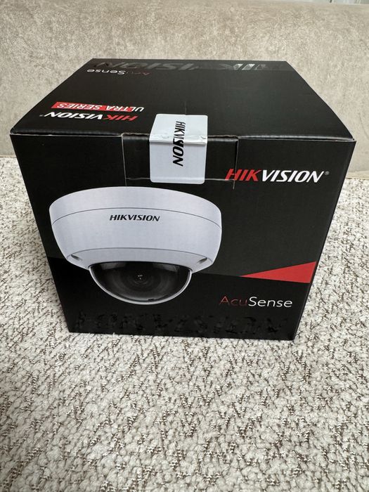 IP-камера Hikvision DS-2CD3143G2-IU
