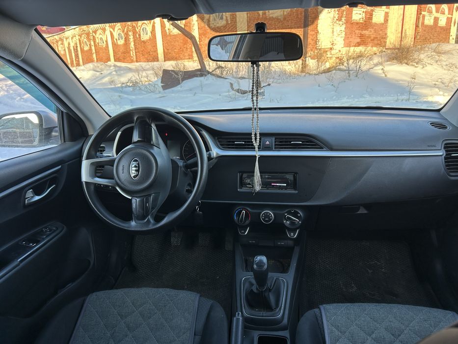 Продам машинуууу